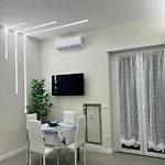 Niva House